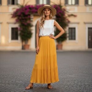 Women’s Size Small Yellow Pleated Maxi Skirt